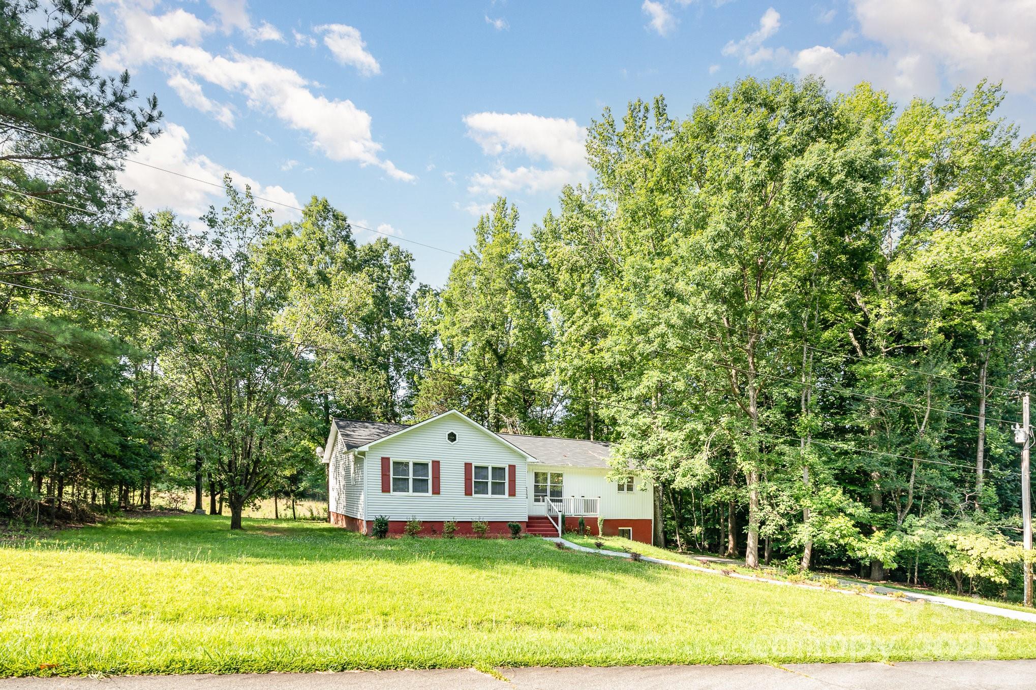 7154 Woodcock Trail