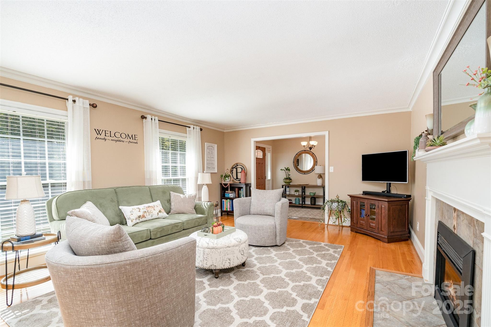 13704 Woody Point Road