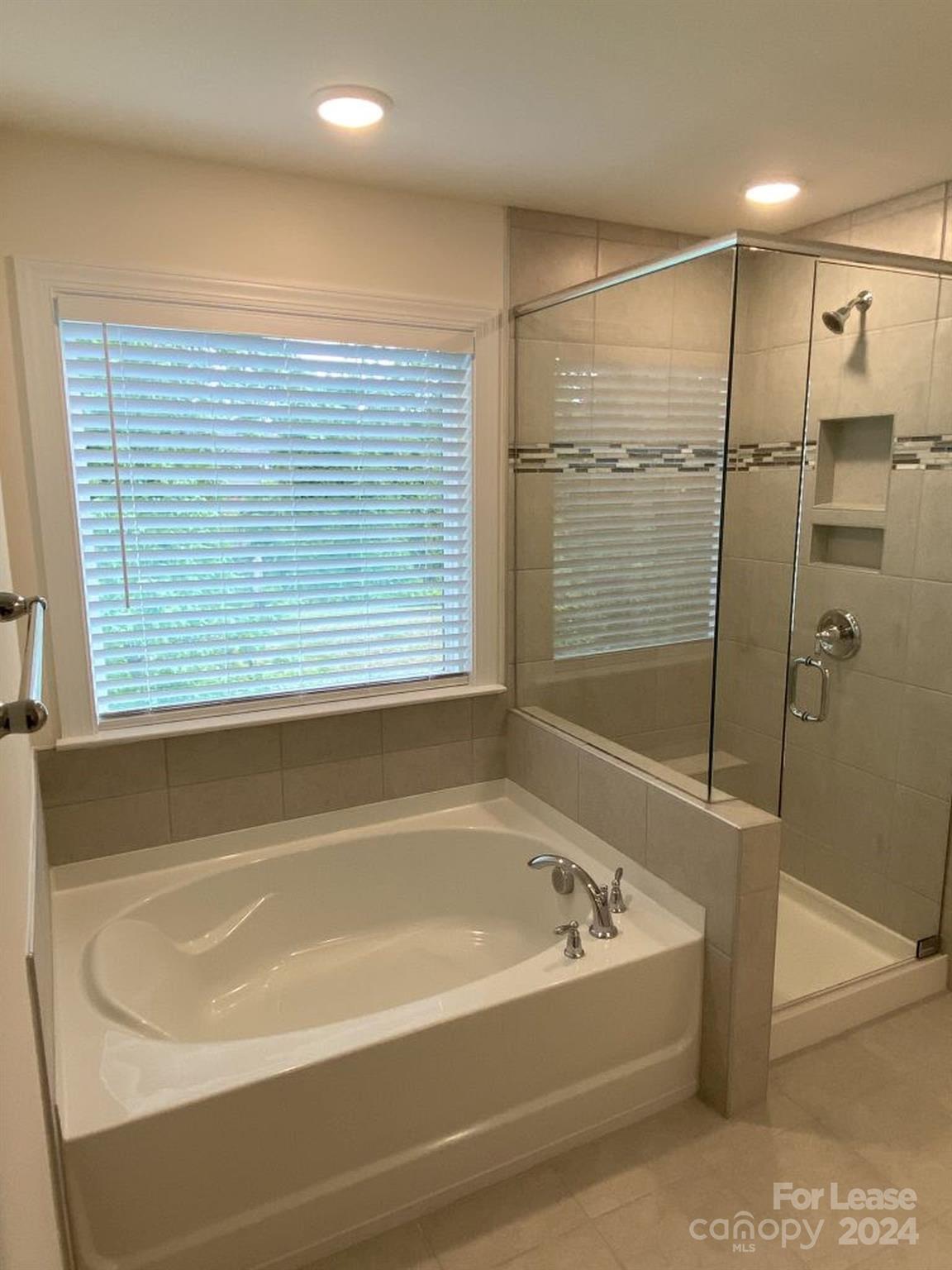 The Townhomes at McKee Glen - Residential Lease