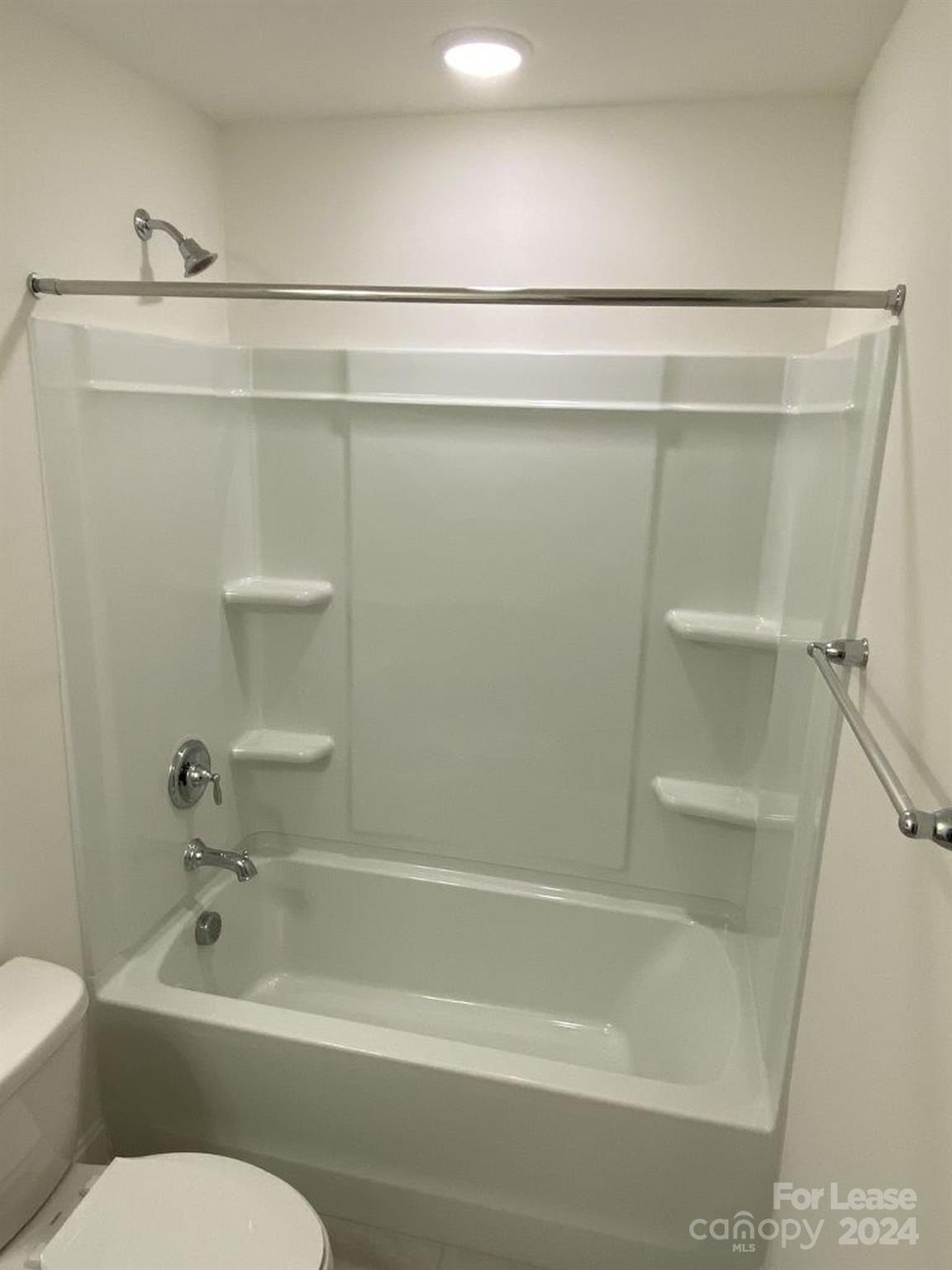 The Townhomes at McKee Glen - Residential Lease