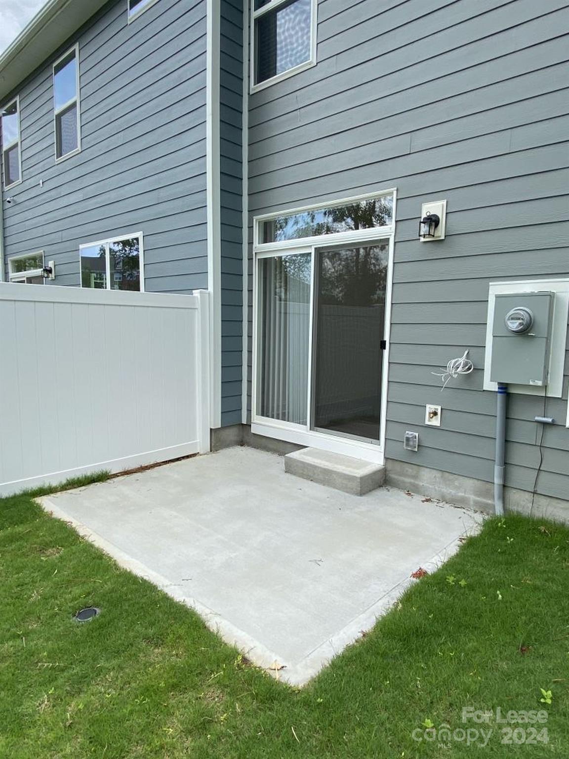 The Townhomes at McKee Glen - Residential Lease