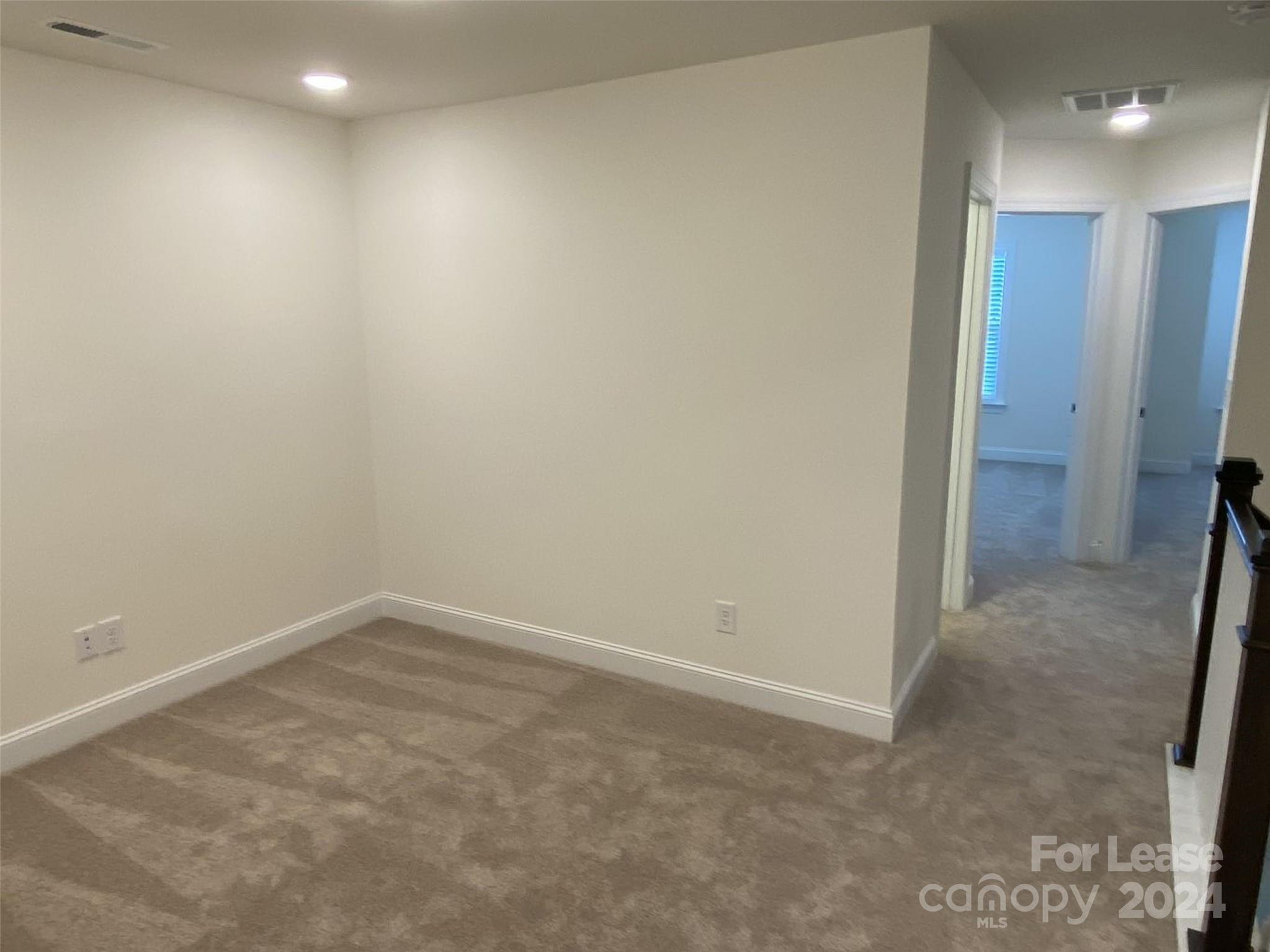 The Townhomes at McKee Glen - Residential Lease