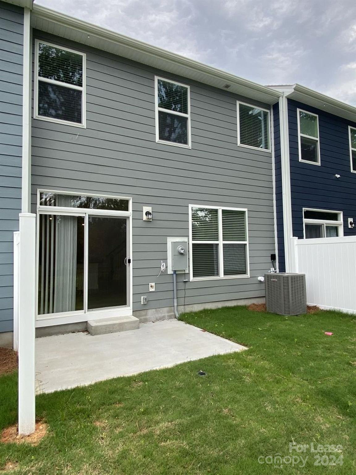 The Townhomes at McKee Glen - Residential Lease