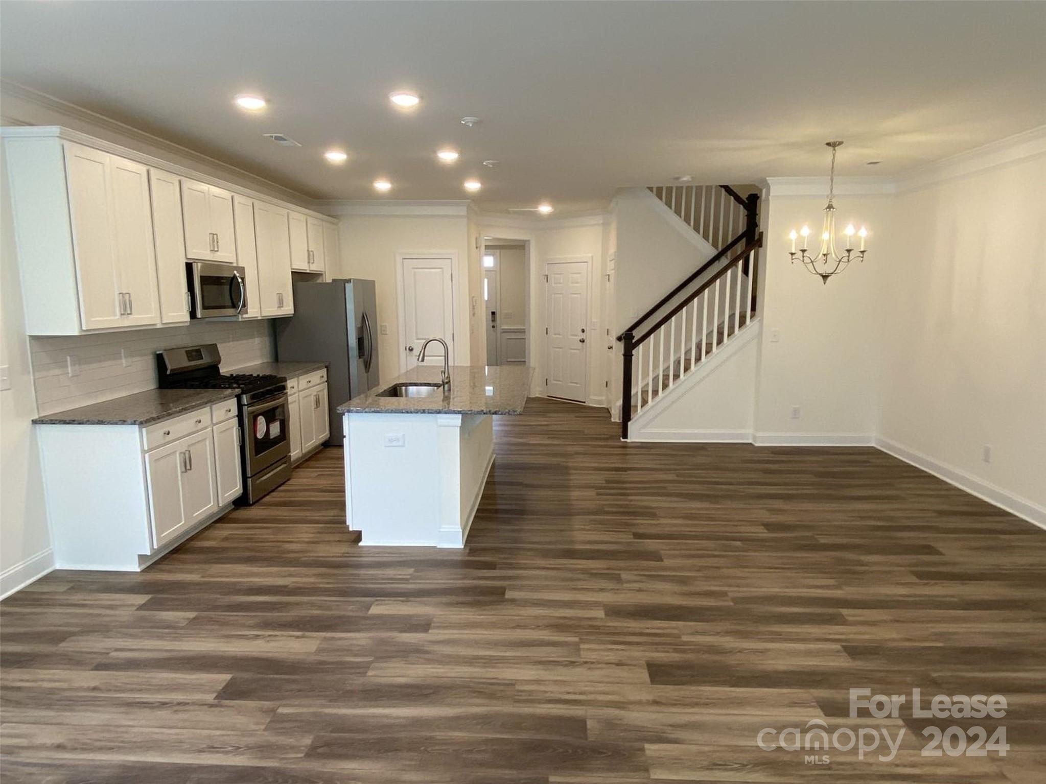 The Townhomes at McKee Glen - Residential Lease