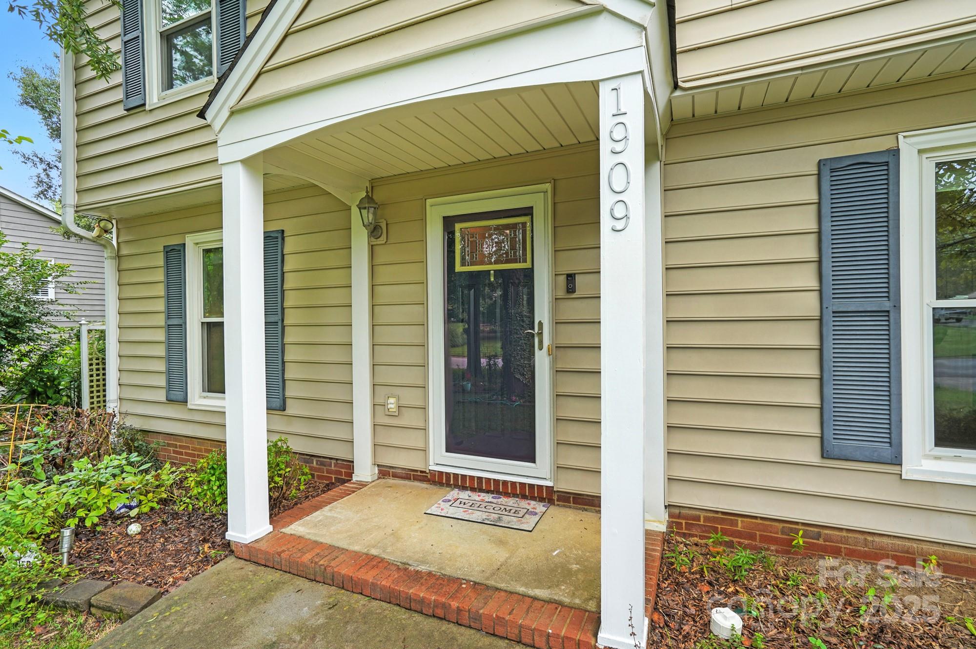 1909 Lawton Bluff Road