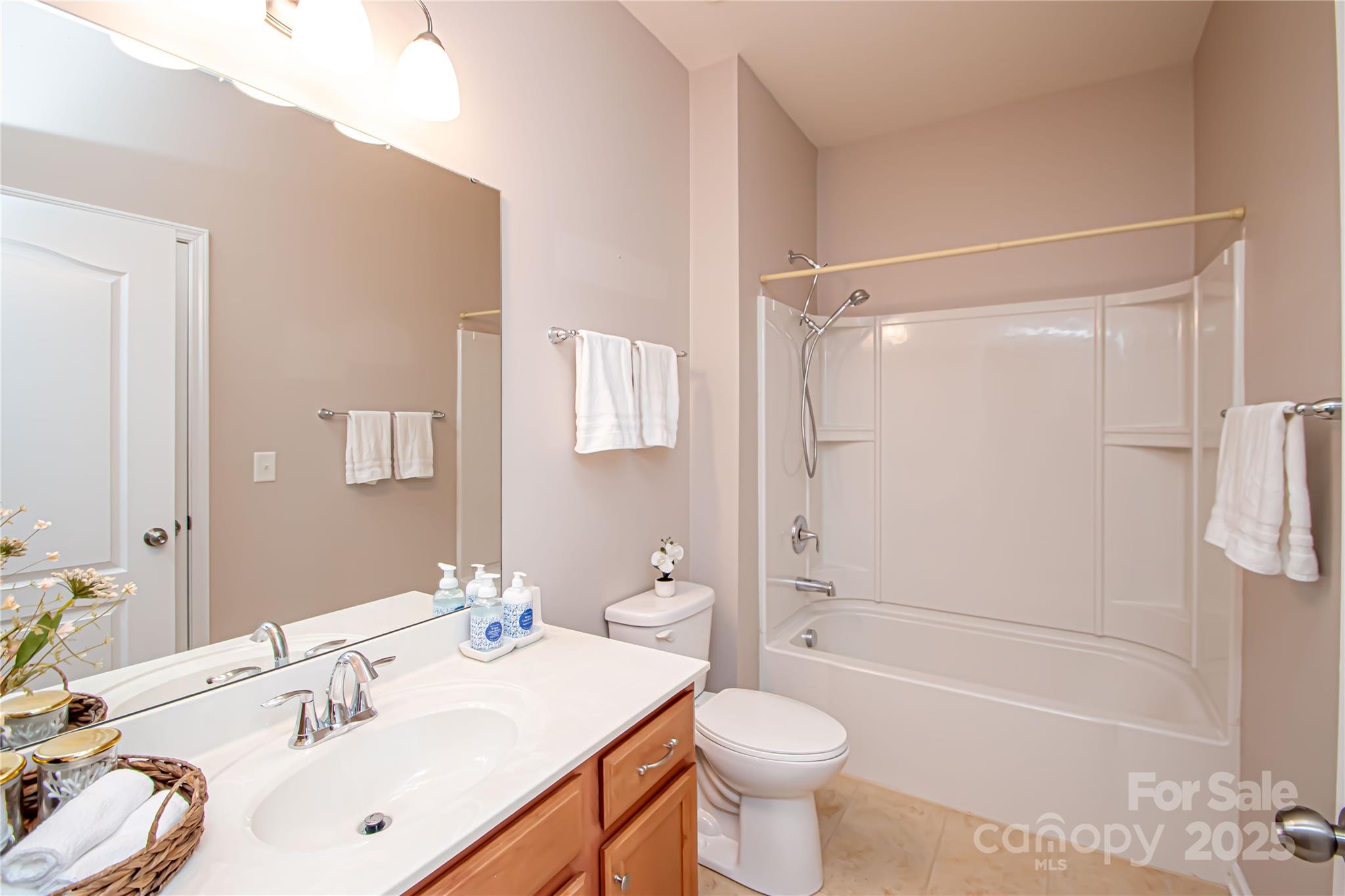 The Retreat at Rayfield - Residential