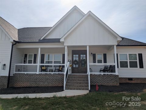 133 Harbourtown Drive Kings Mountain NC 28086