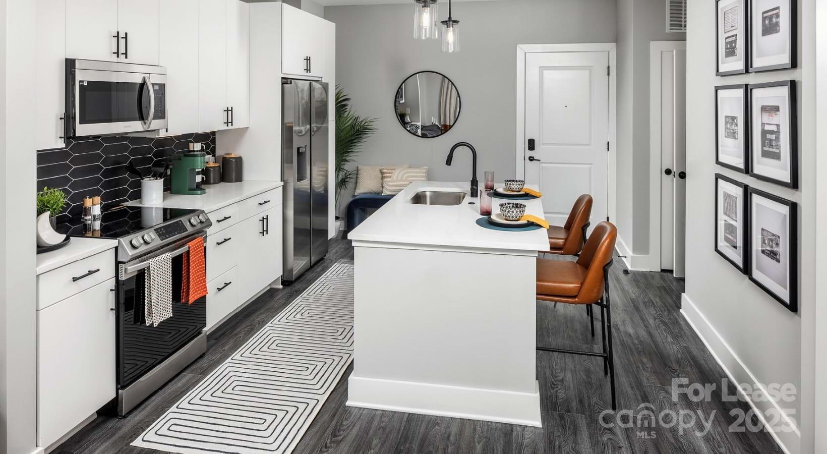 Charlotte, North Carolina 28206, United States, 1 Bedroom Bedrooms, ,1 BathroomBathrooms,Residential,Active,140031