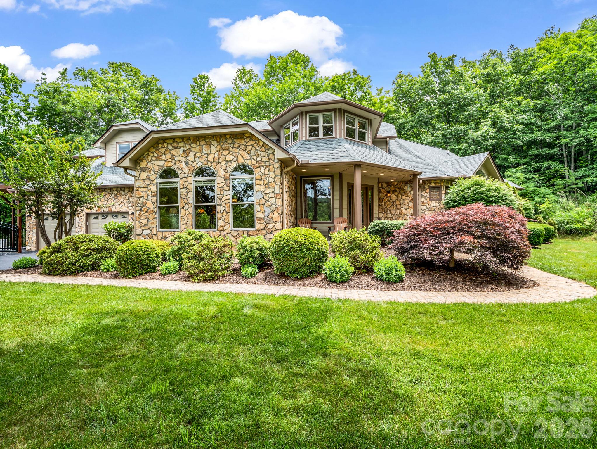131 Arcadia Falls Way