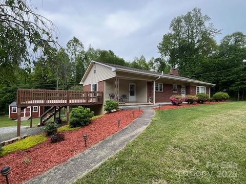 323 Hibriten Drive SE Lenoir NC 28645