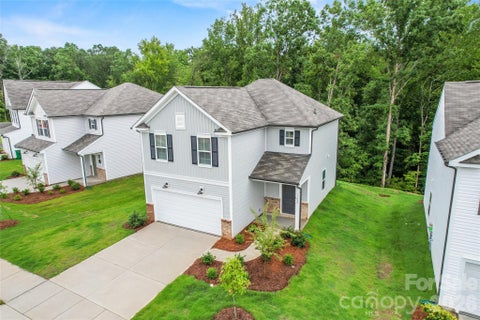 Photo of 14125 Braidenwood Lane, Charlotte, NC 28278 (MLS # 4421429)