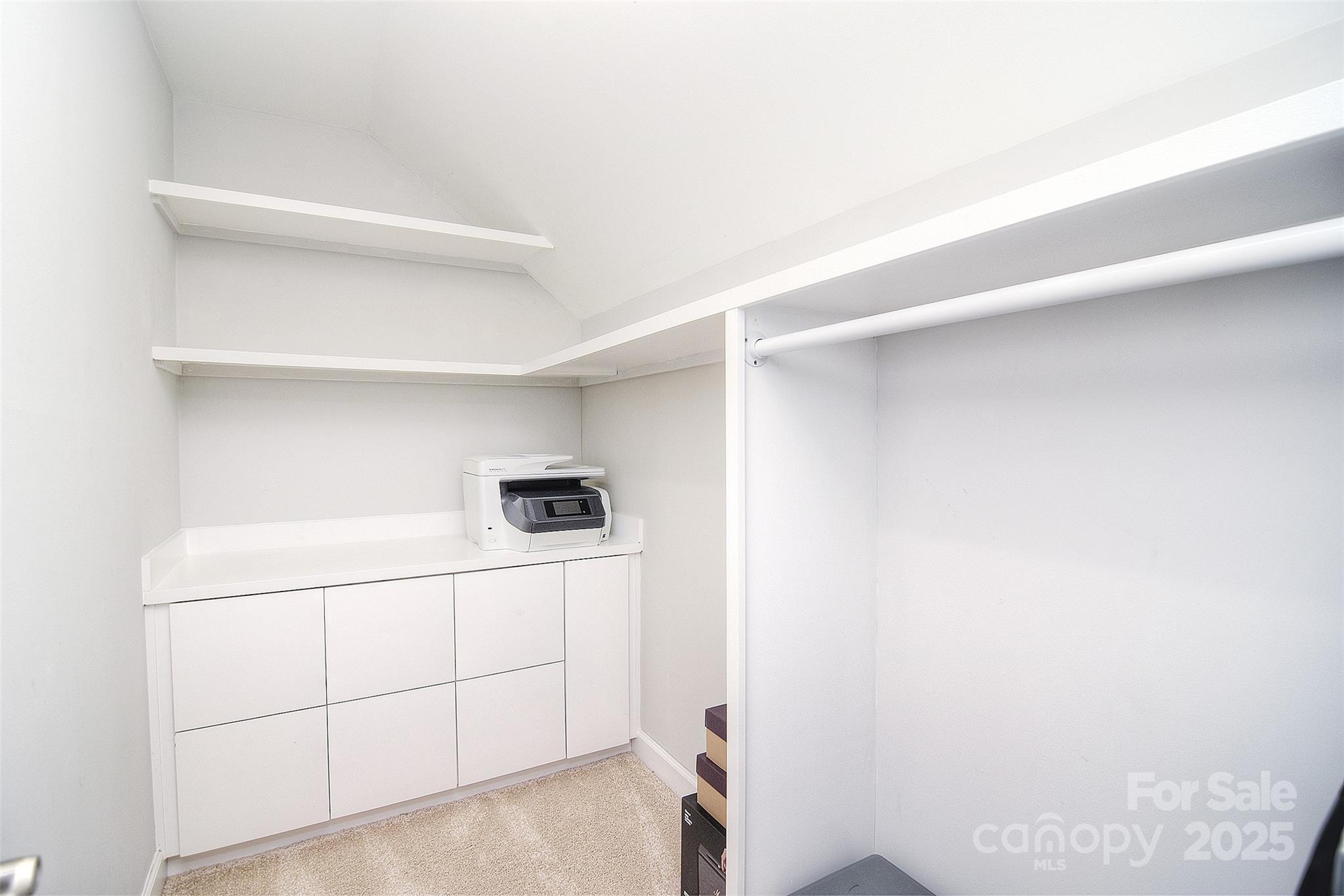 Diane Shores - Residential