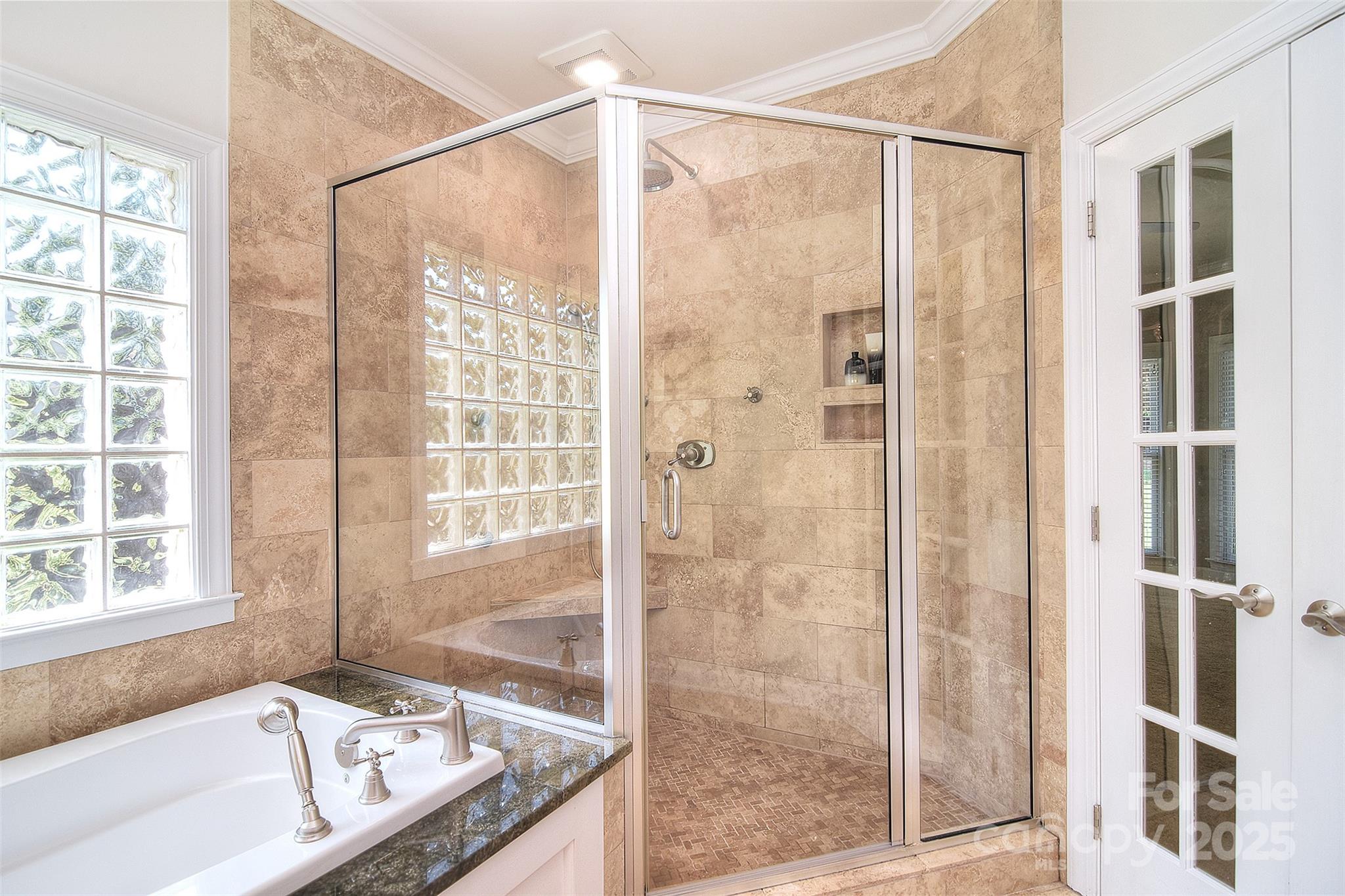 Diane Shores - Residential