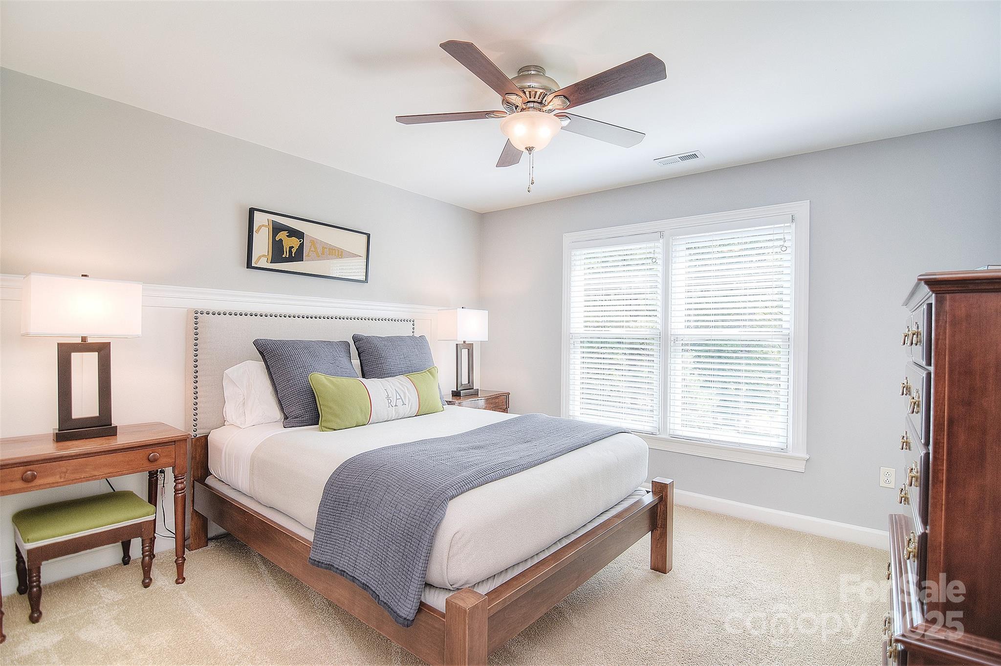 Diane Shores - Residential