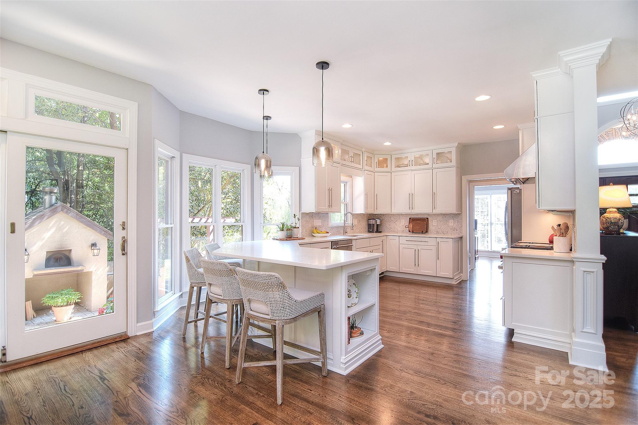 Diane Shores - Residential