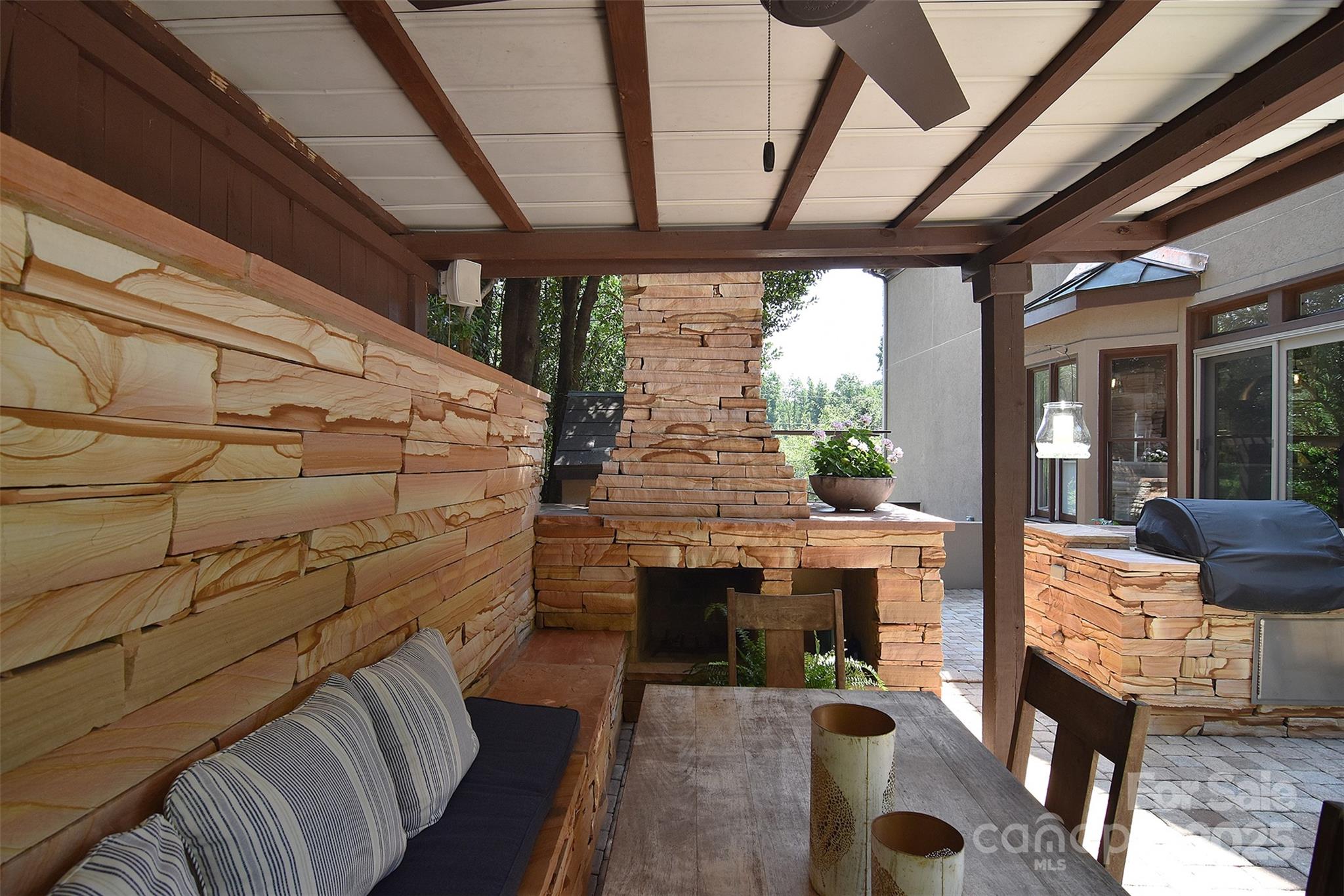 Diane Shores - Residential