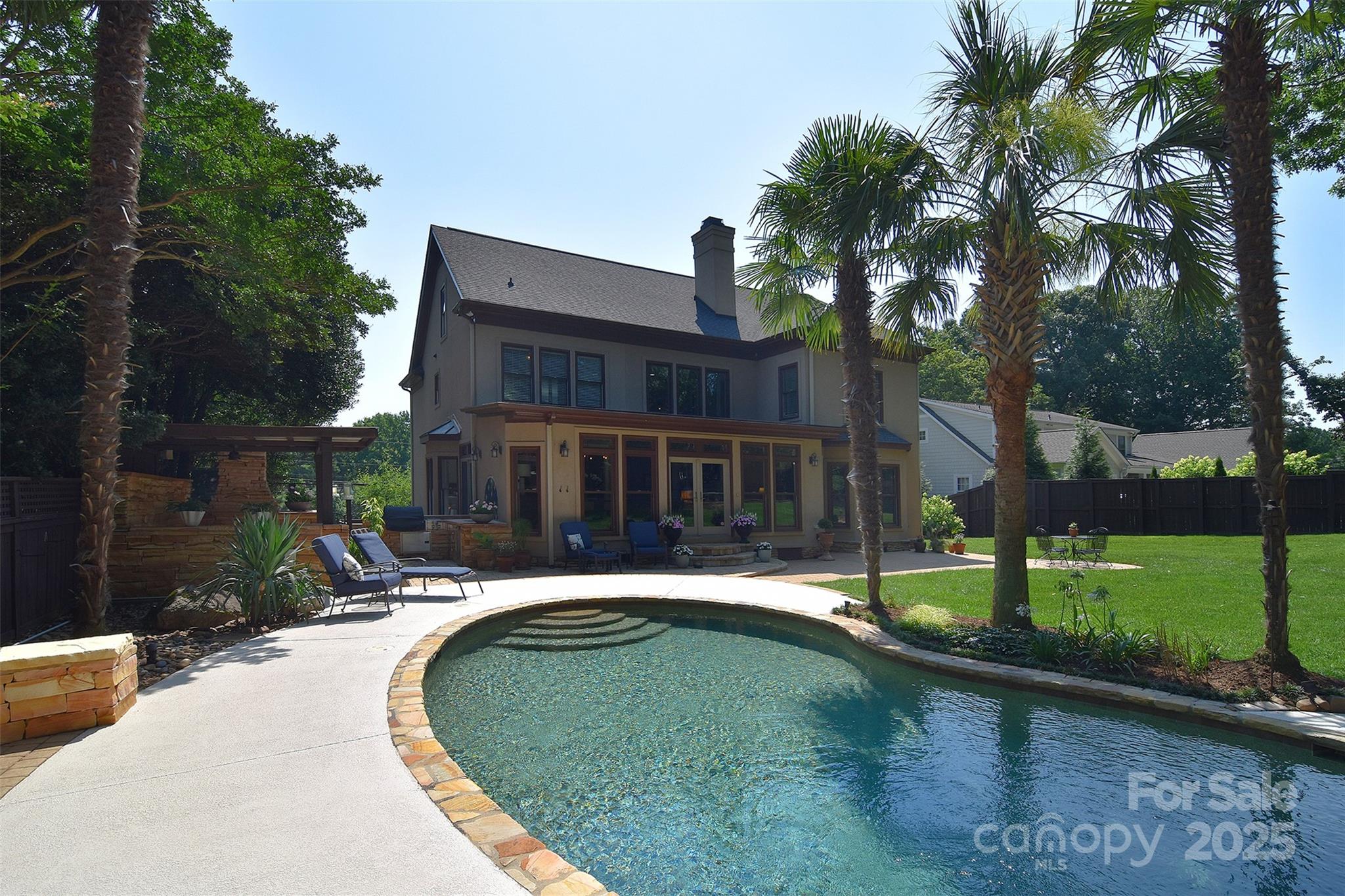 Diane Shores - Residential