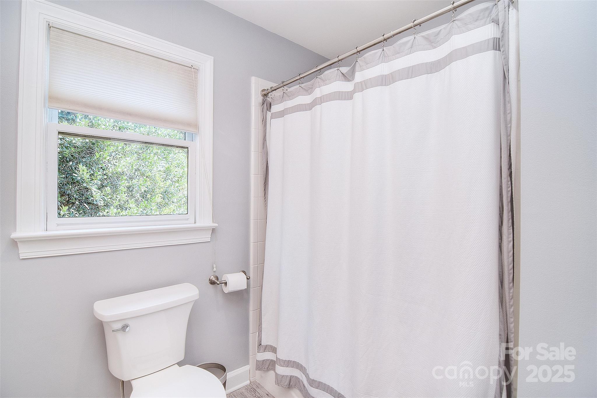 Diane Shores - Residential