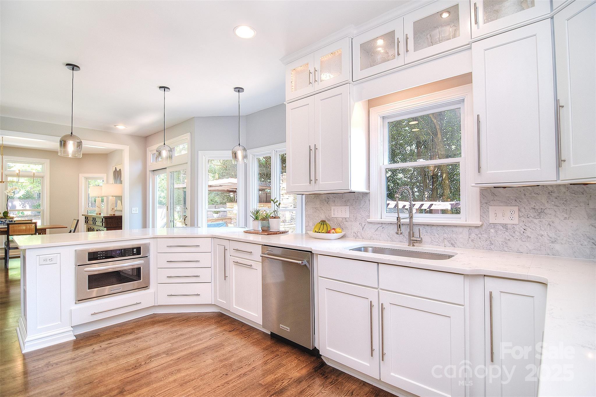 Diane Shores - Residential