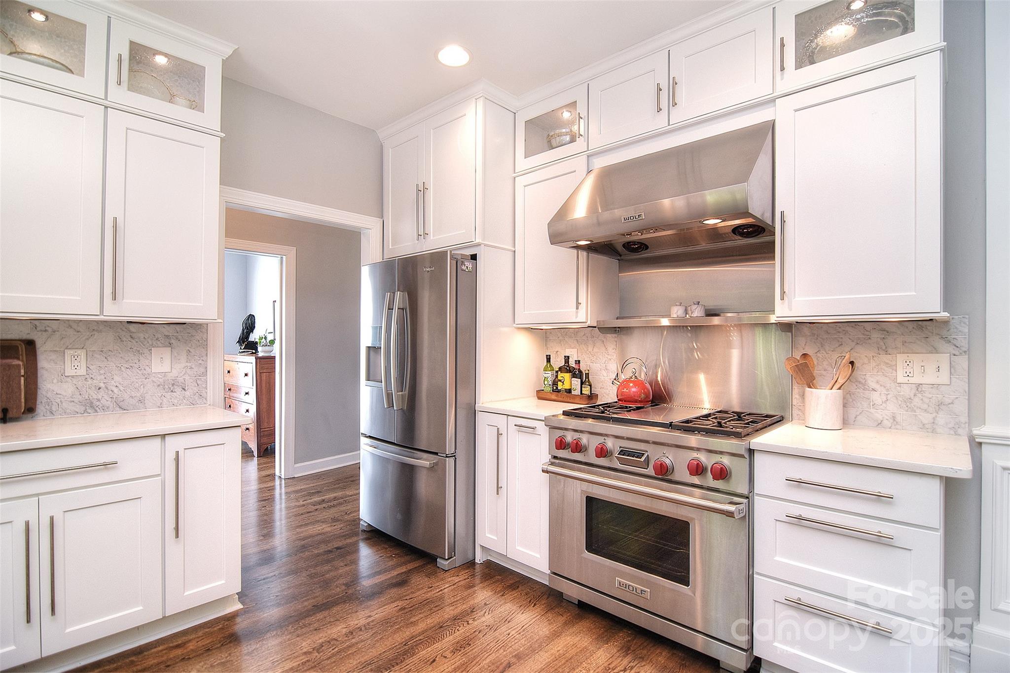 Diane Shores - Residential