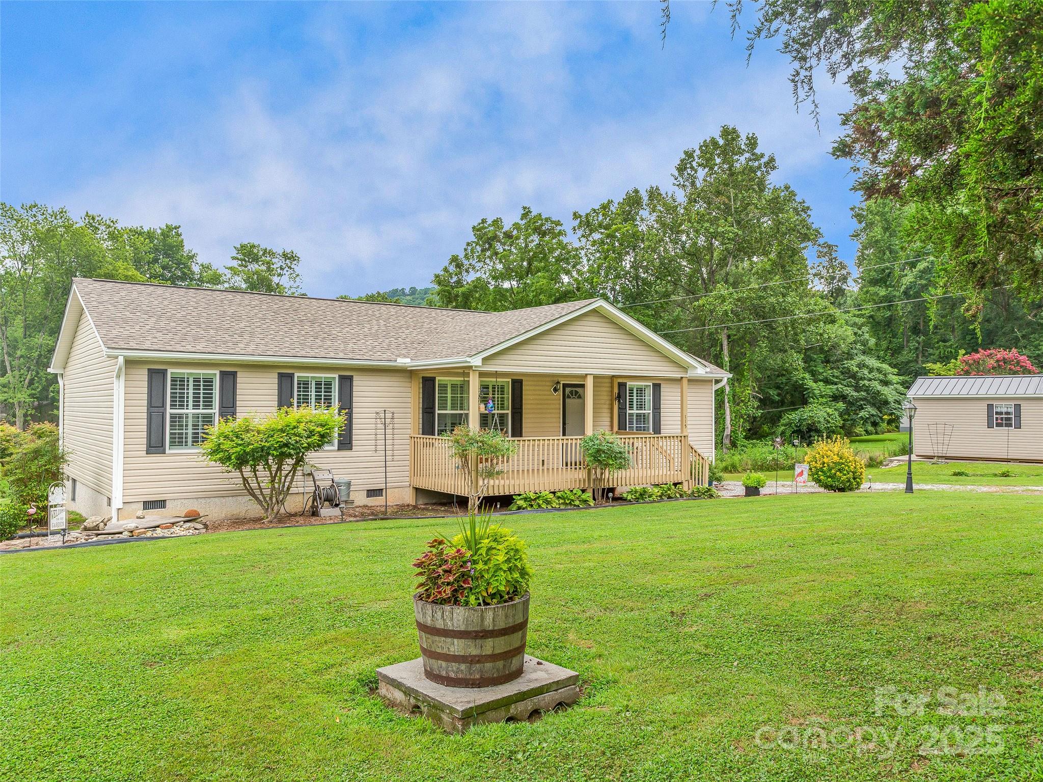 115 Ruth Whitaker Road