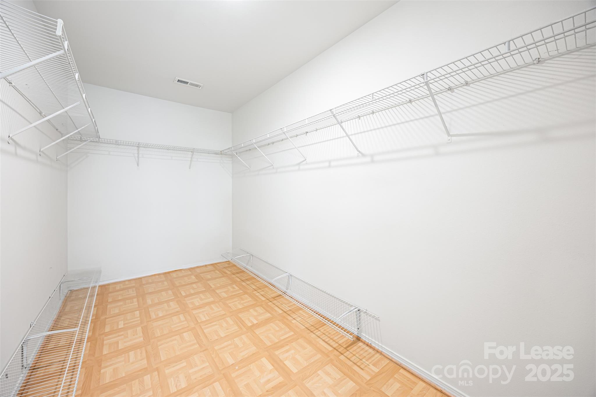 Buckleigh - Residential Lease