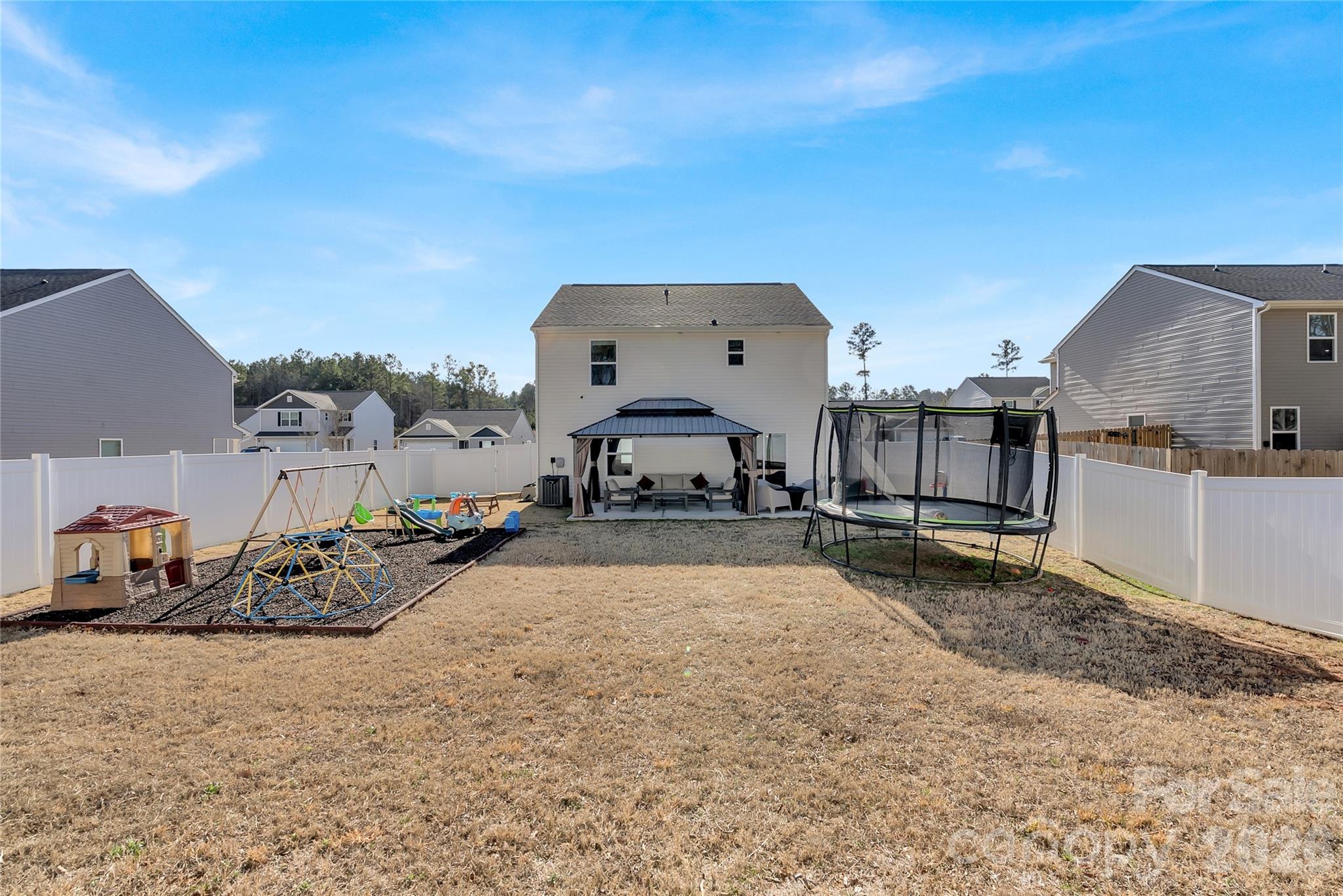 Knights Bridge - Residential