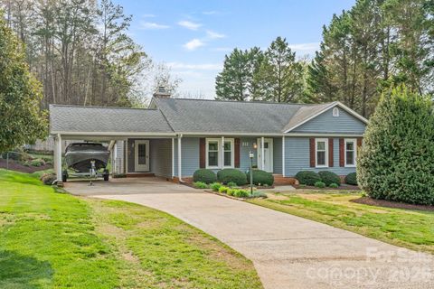 Photo of 212 Woody Court, Gastonia, NC 28056 (MLS # 4360410)