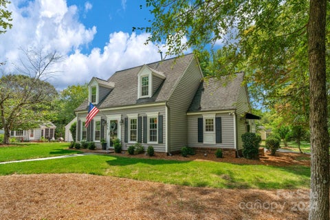 Photo for 406 Sandymead Road