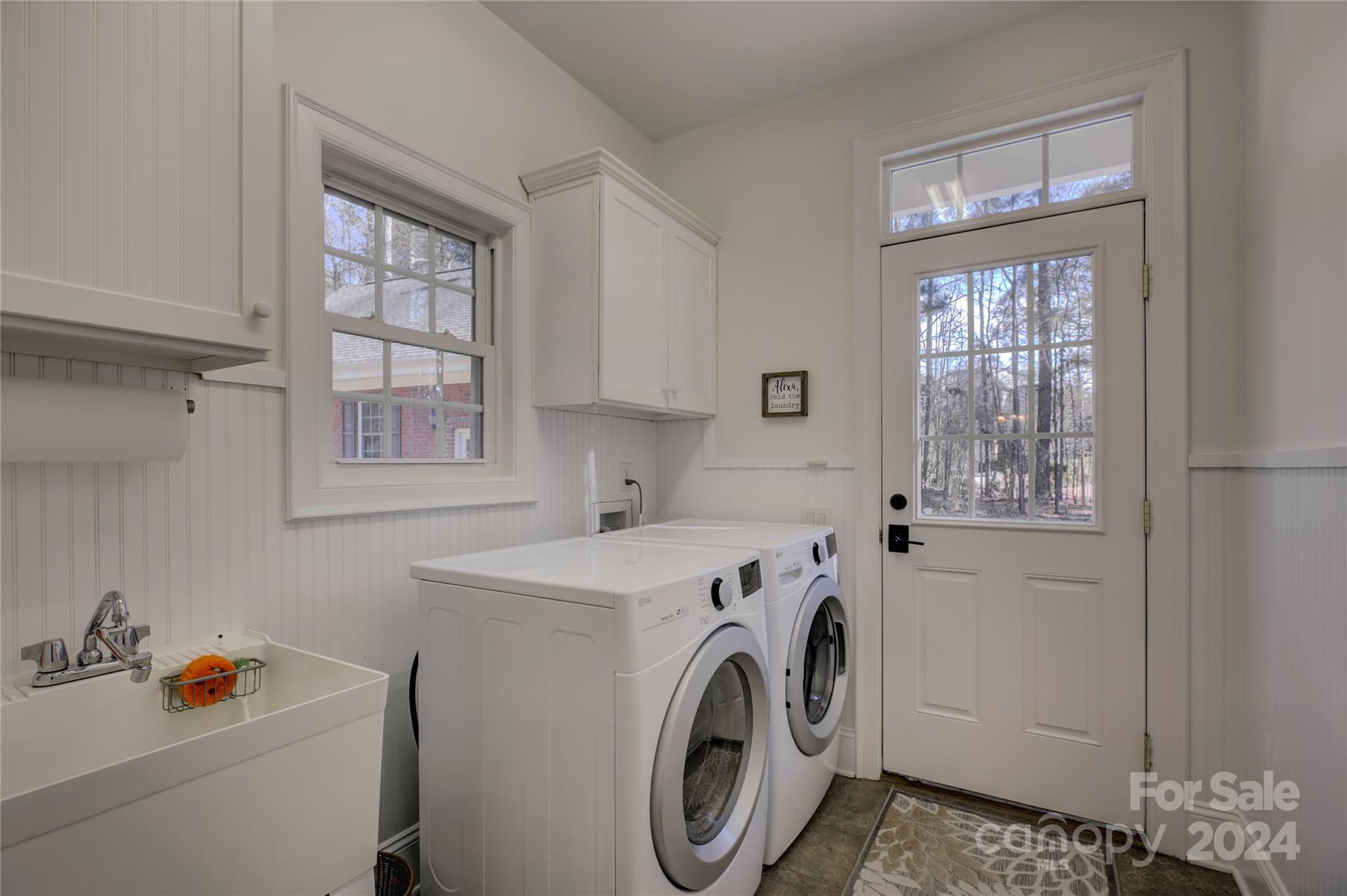 Water Edge - Residential