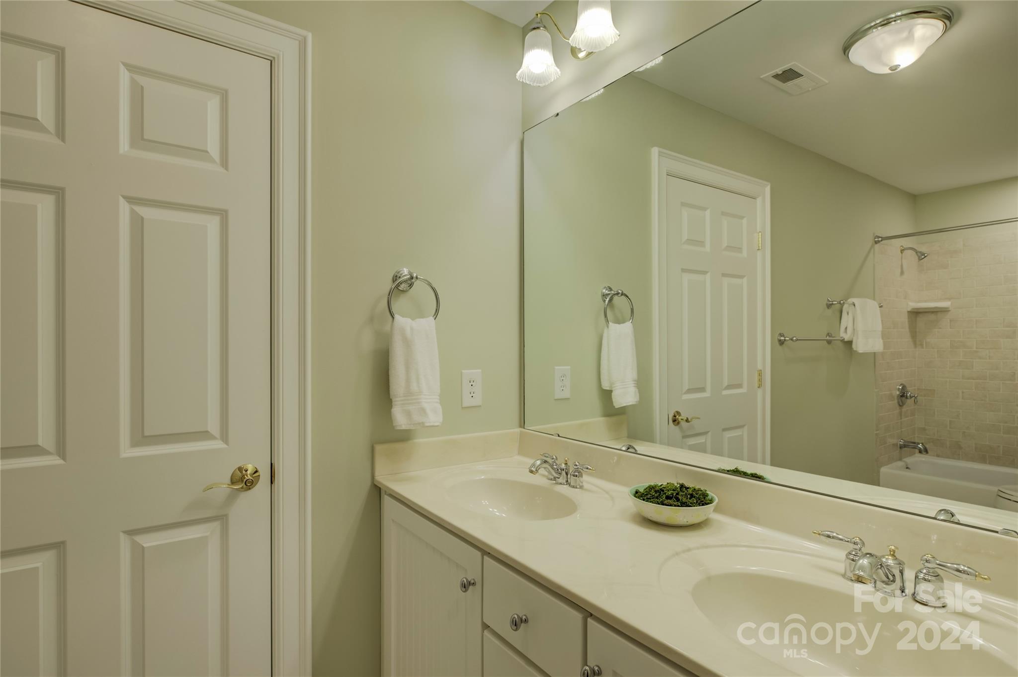 Water Edge - Residential