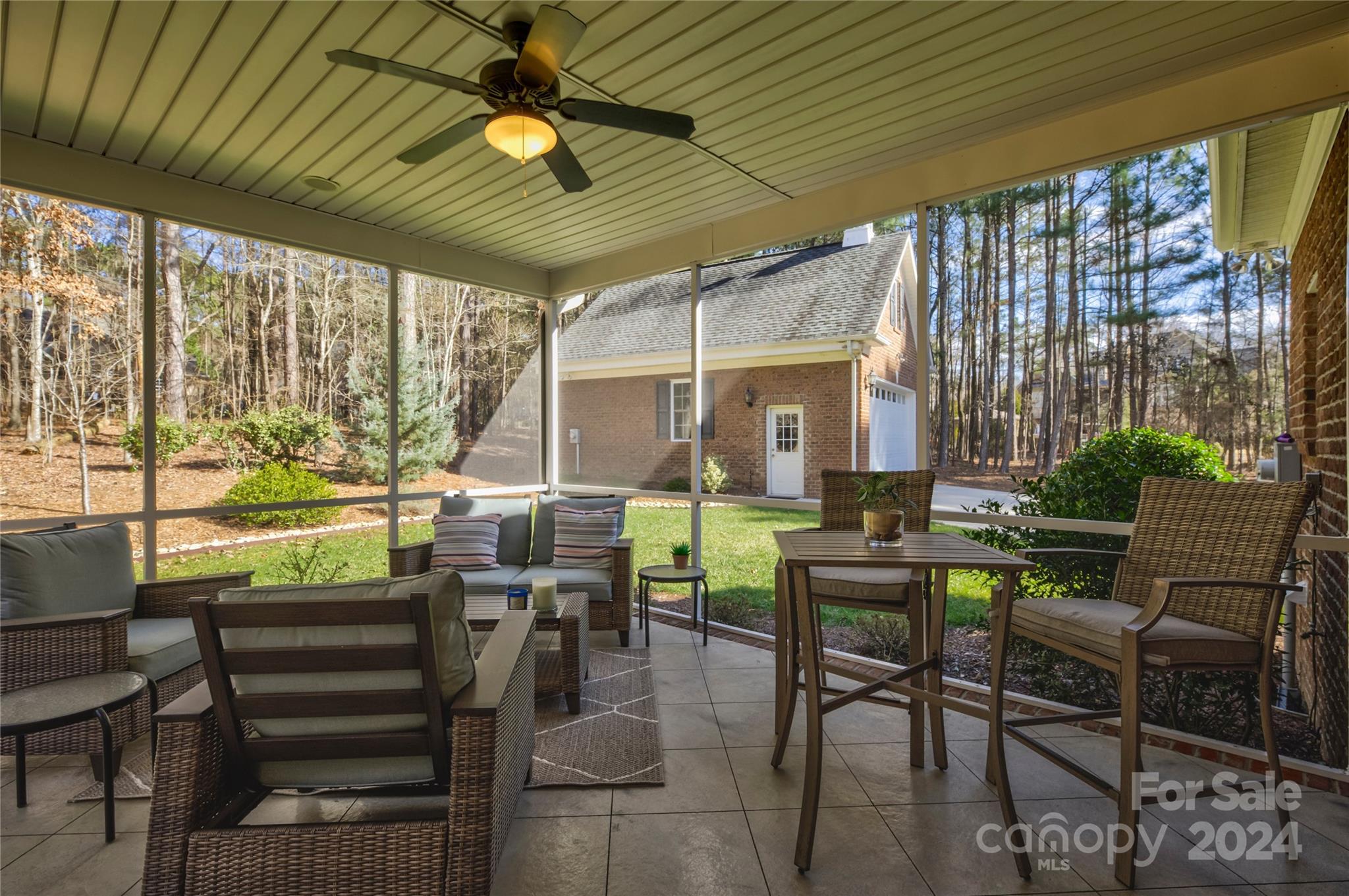 Water Edge - Residential