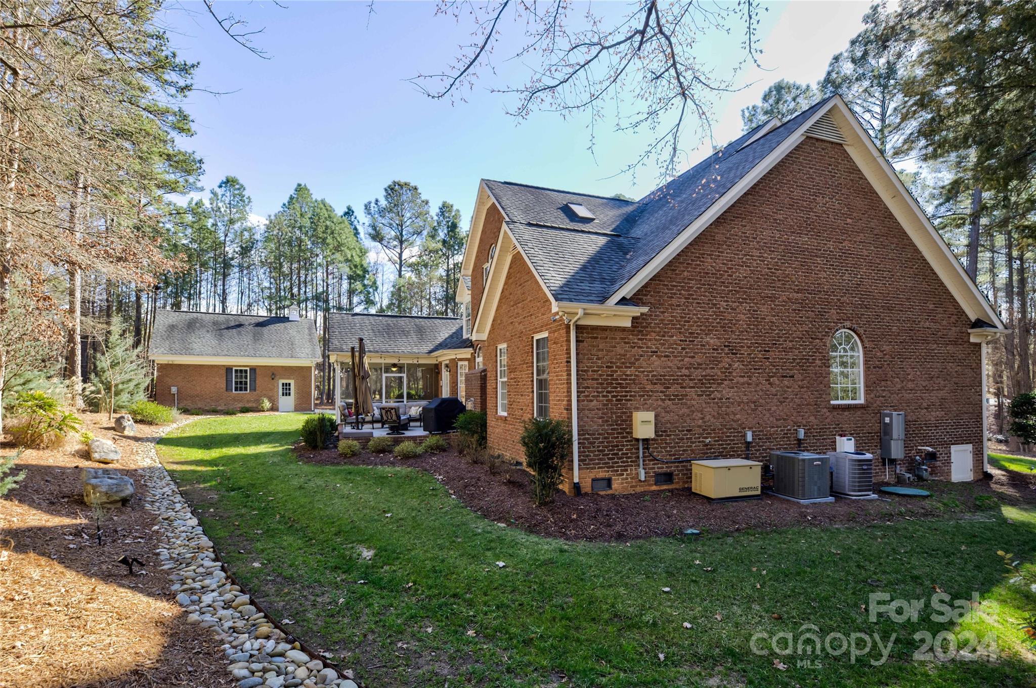 Water Edge - Residential