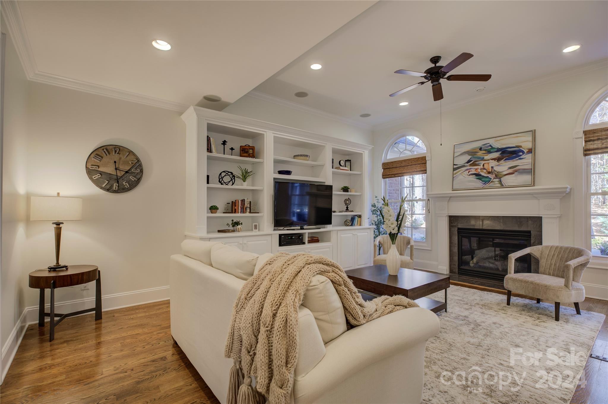 Water Edge - Residential