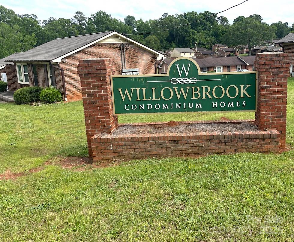 Willowbrook - Residential