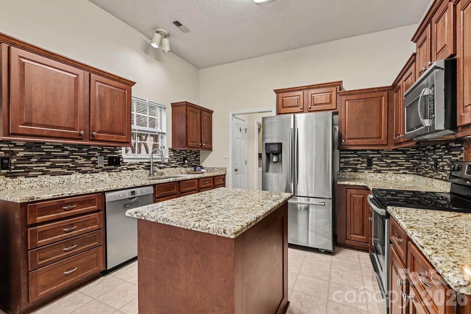8524 Albury Walk Lane