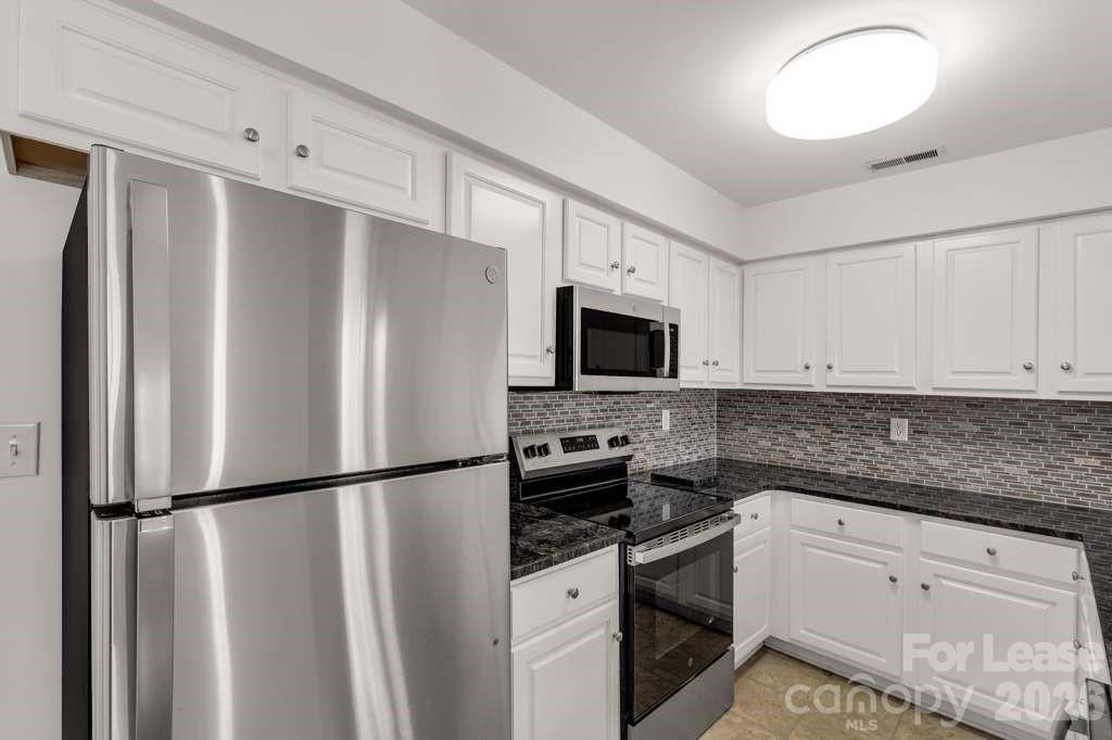 Dogwood Hills - Residential Lease