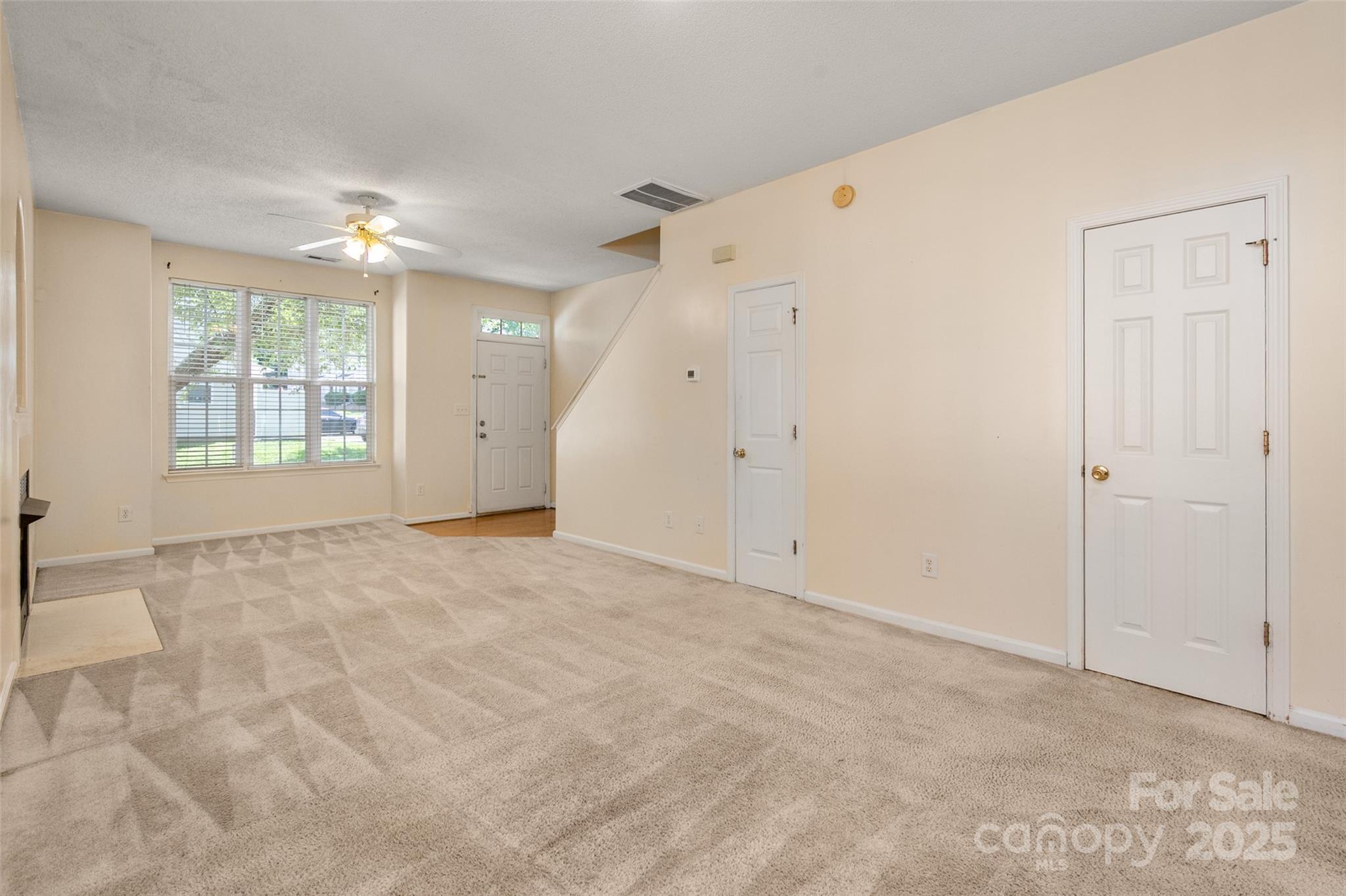 575 Goldstaff Lane