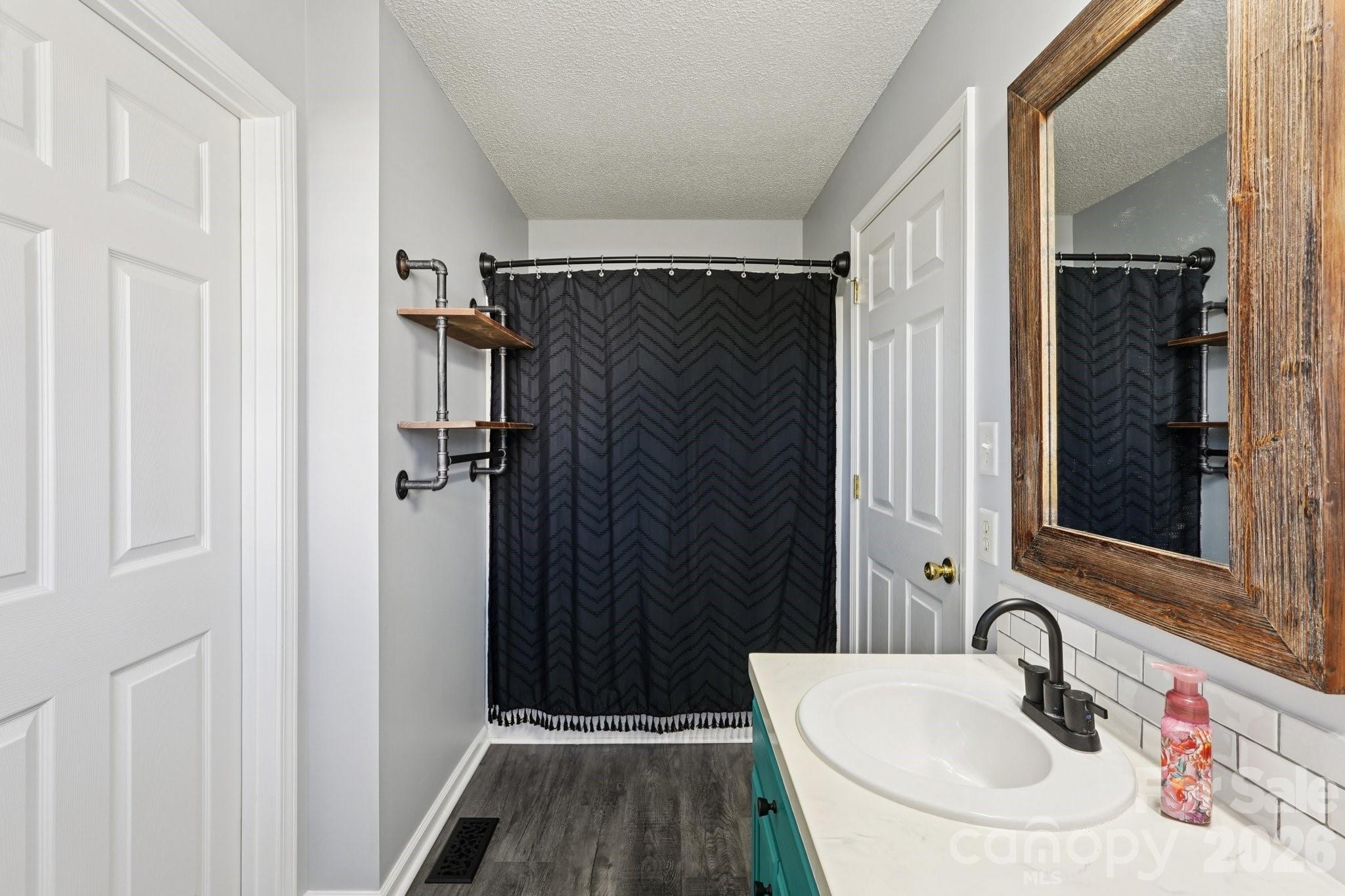 Hawg Hill - Residential