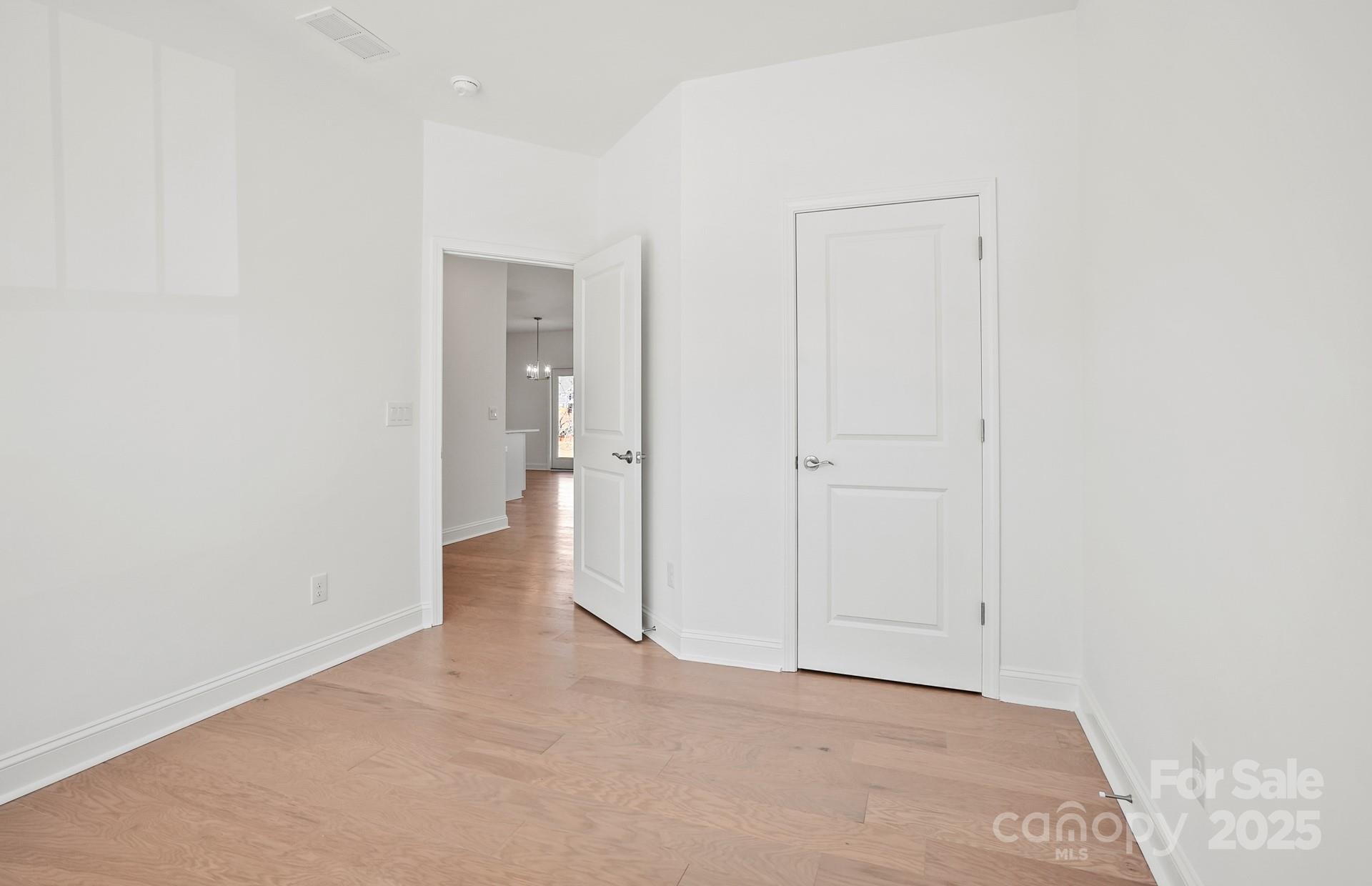 Kinsdale - Residential