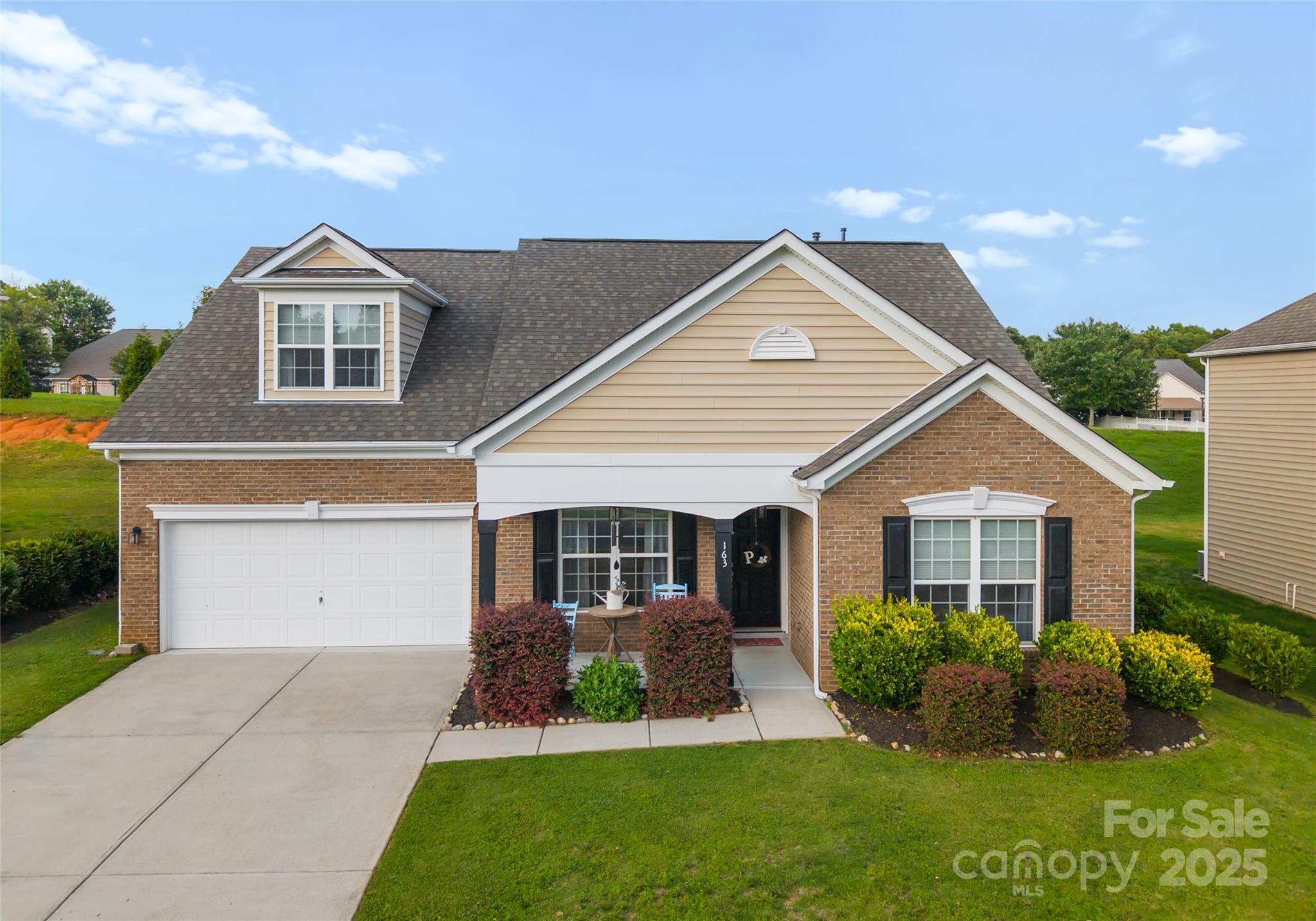 163 Sassafras Road