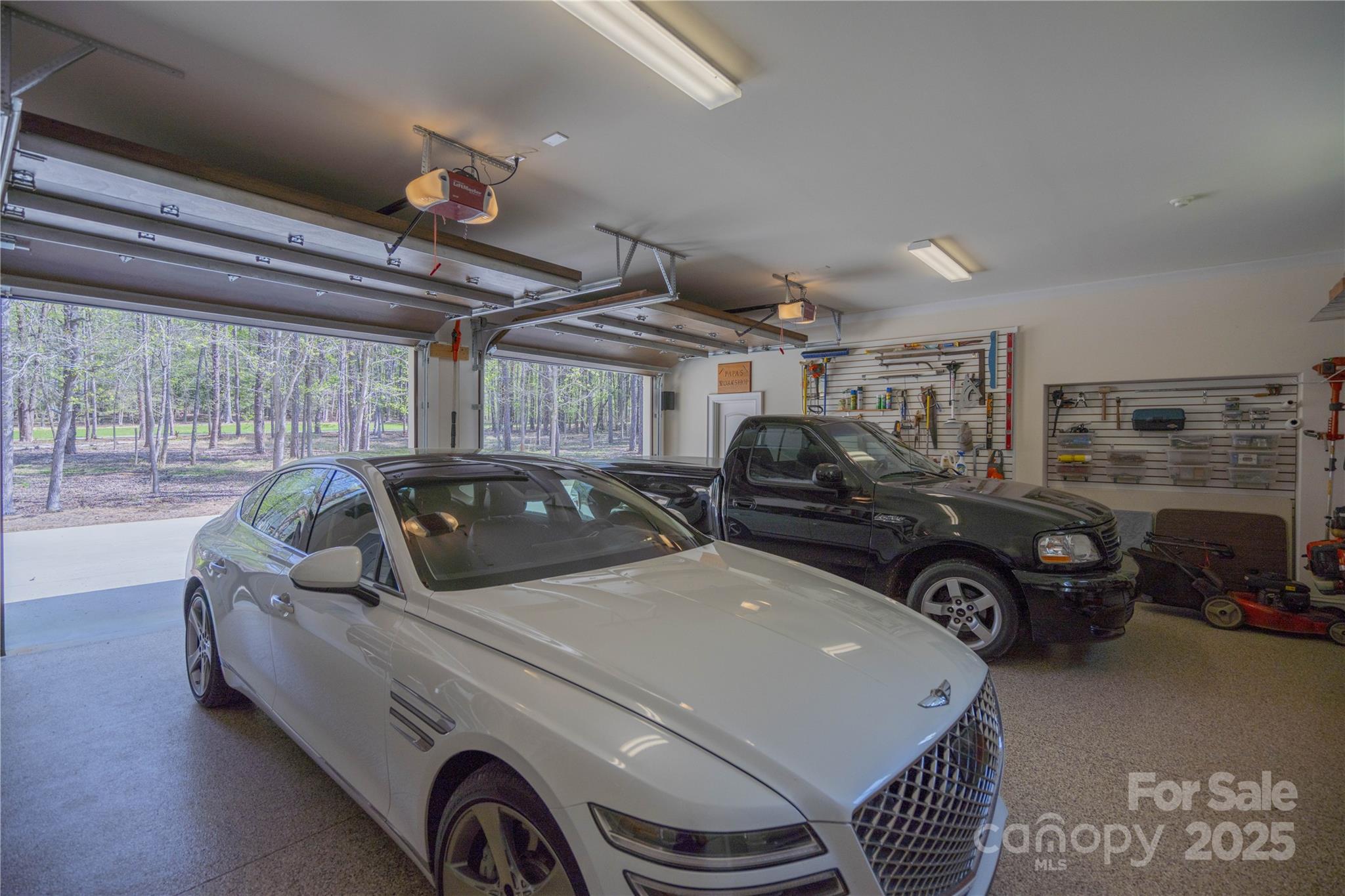 Yachtsman Point - Residential