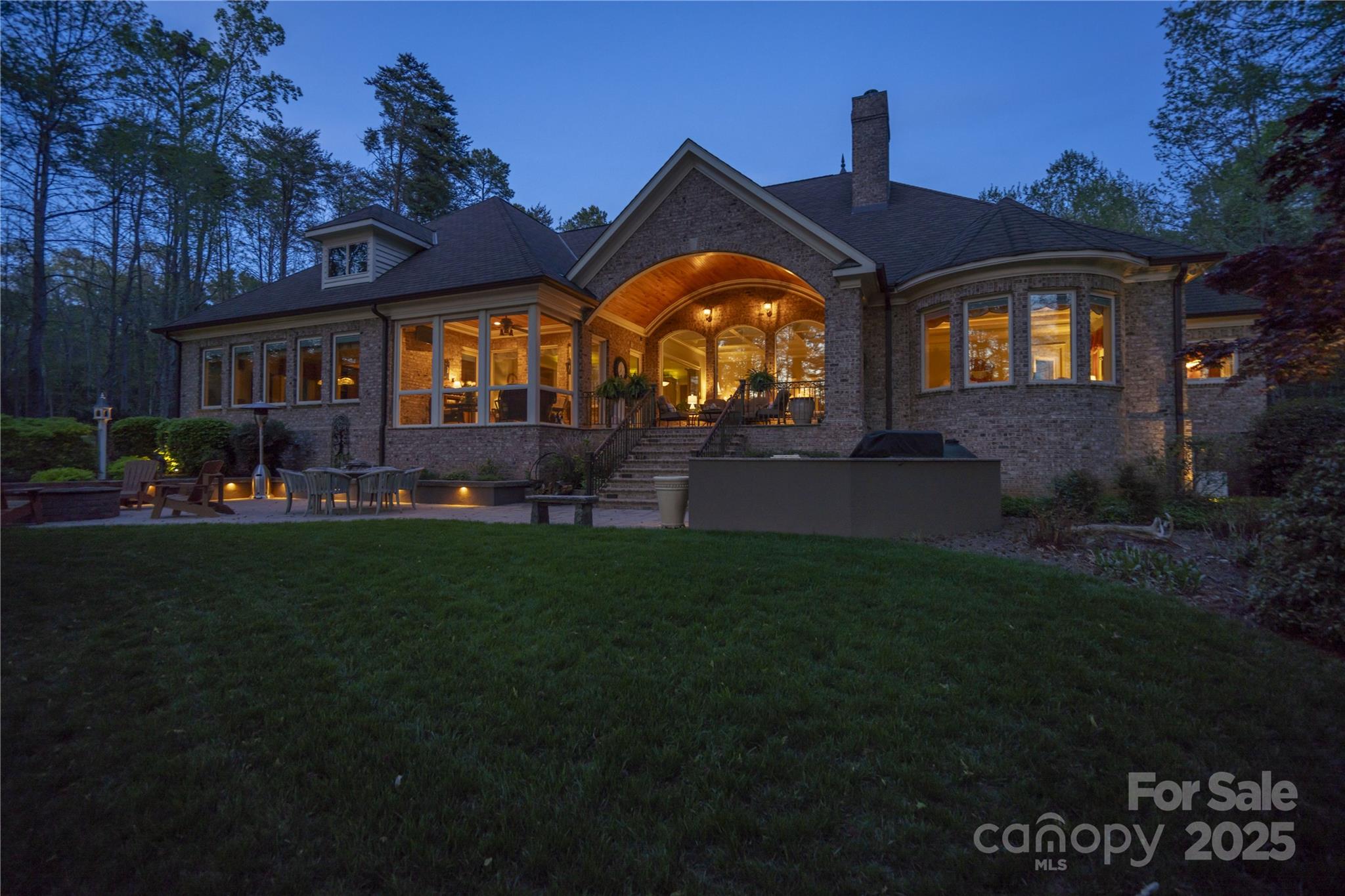 Yachtsman Point - Residential