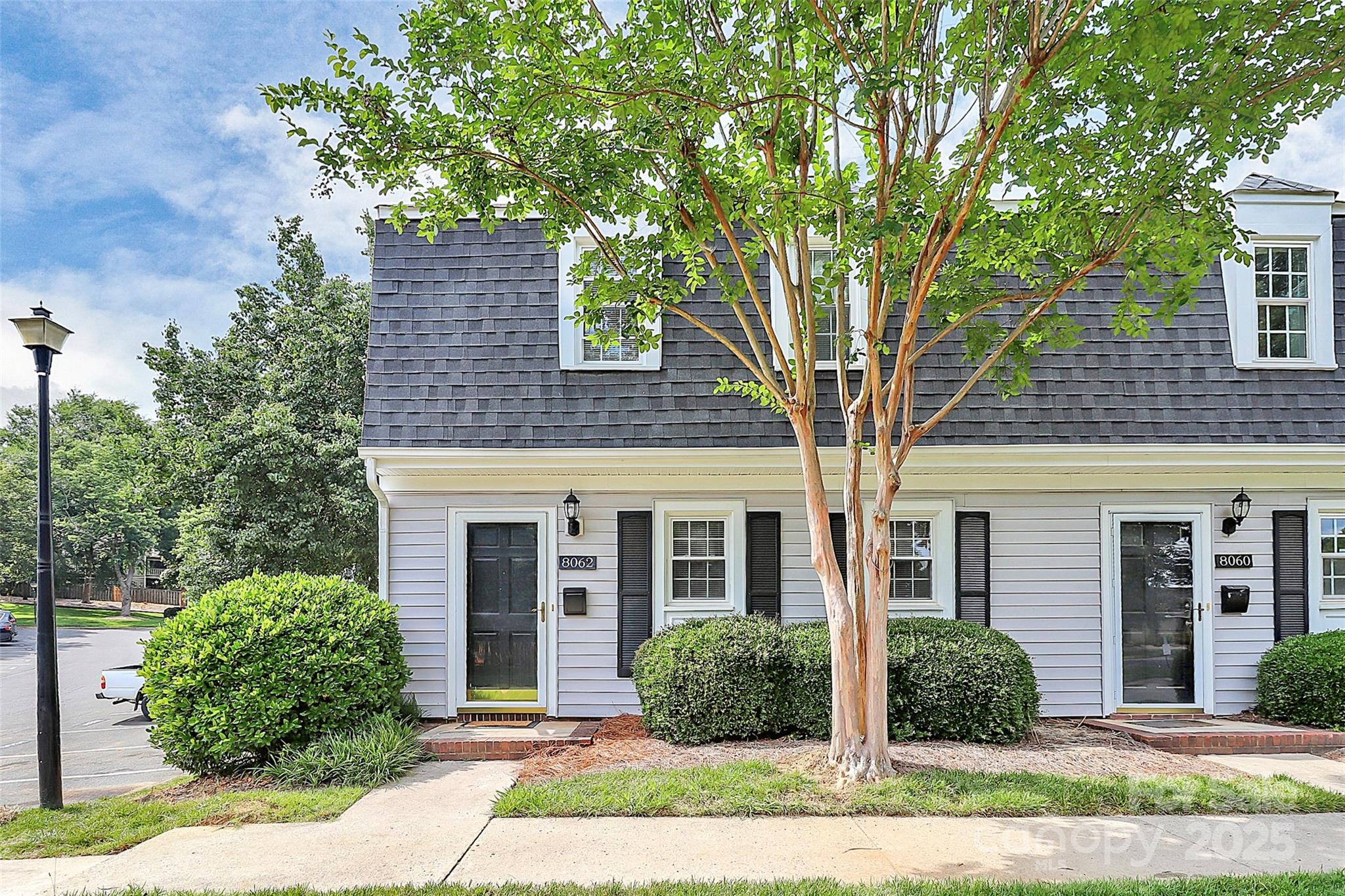 8062 Knights Bridge Road