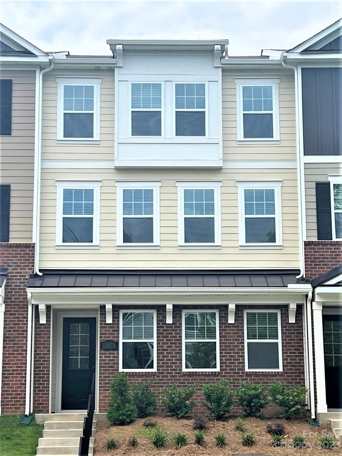 Summers Walk - Residential