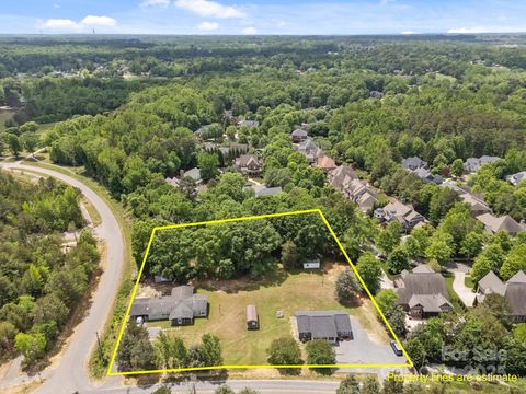 Photo of 14532 E Rocky River Road, Davidson, NC 28036 (MLS # 4313544)