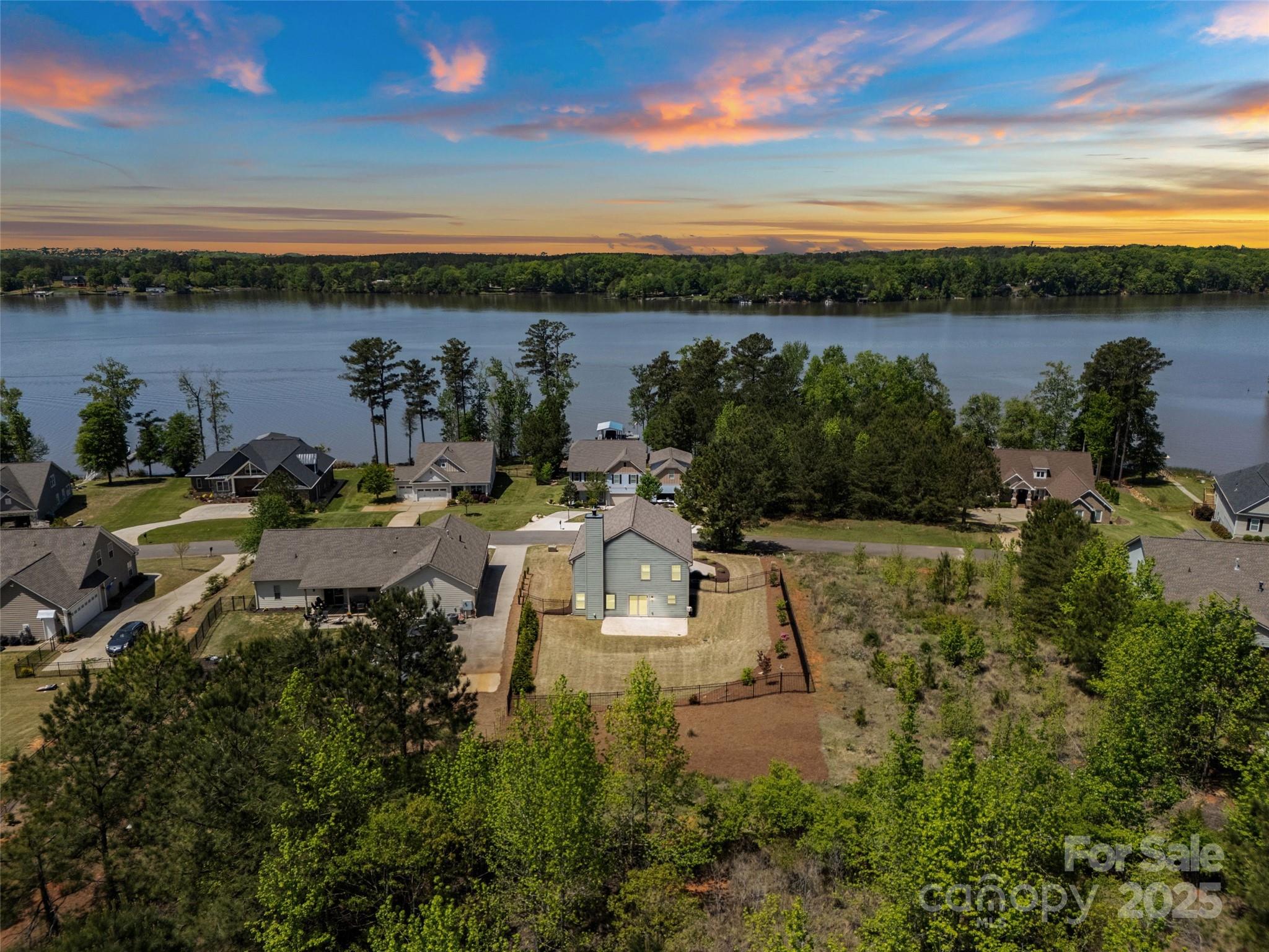 10270 Lakeshore Drive