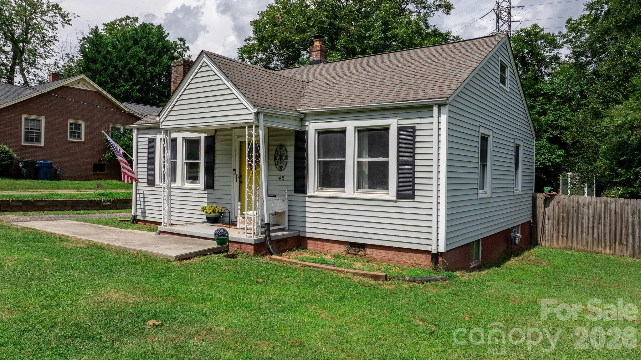45 26th Avenue NE, Hickory, NC, 28601