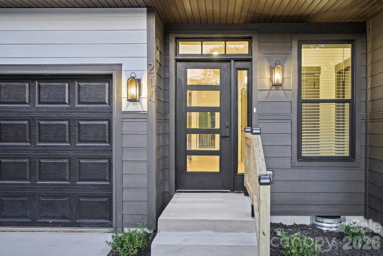 217 Price Street 56