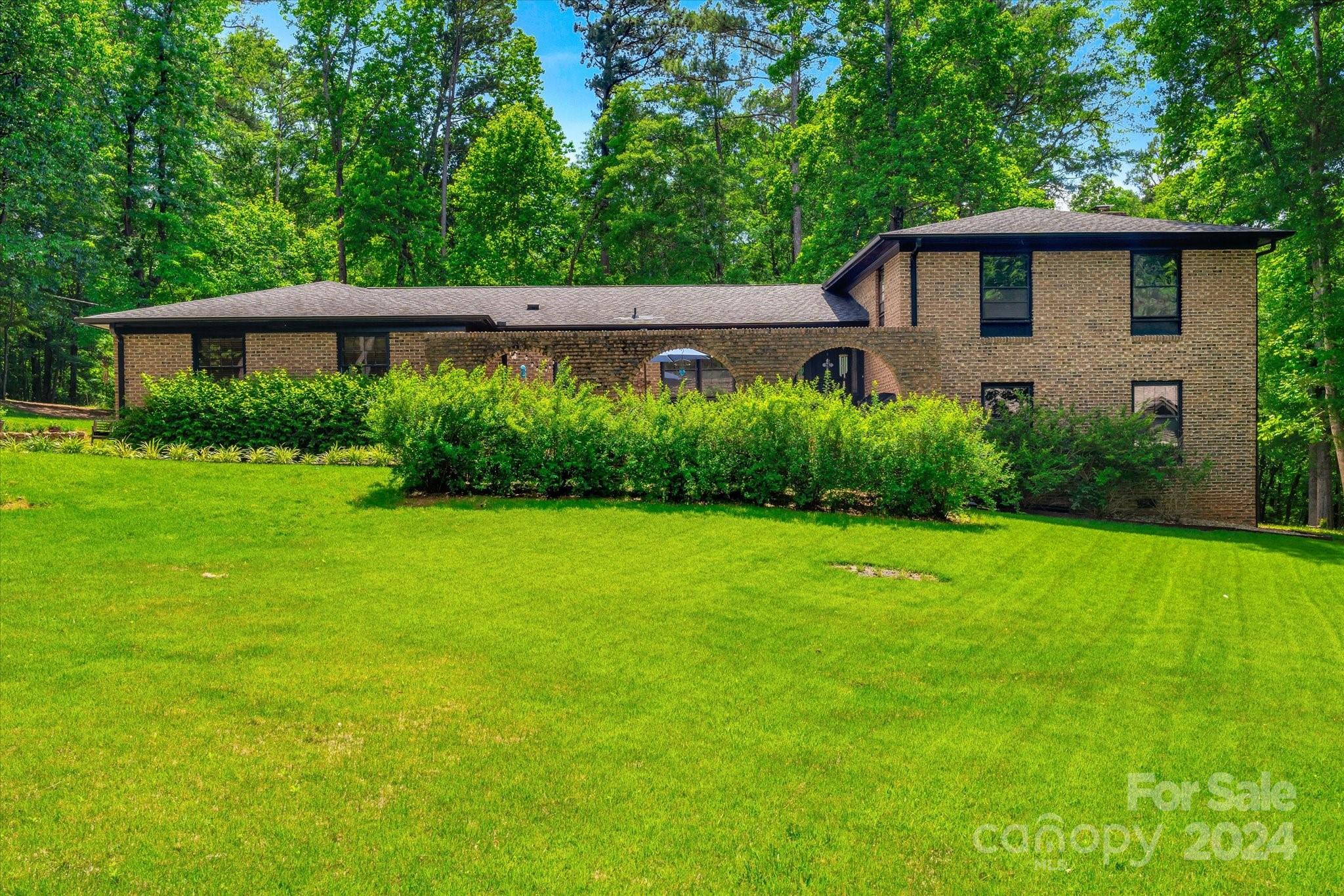 Woodwind - Residential